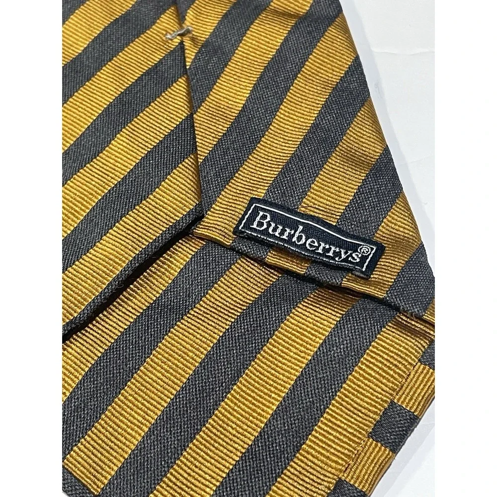 Vtg Burberrys Necktie Silk Wool Stripe Gold Gray Made in Italy 3.75 Tie Burberry